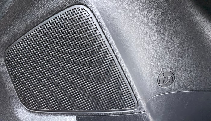 2017 Hyundai Elite i20 ASTA 1.2 (O), Petrol, Manual, 28,392 km, Speaker