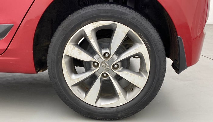 2017 Hyundai Elite i20 ASTA 1.2 (O), Petrol, Manual, 28,392 km, Left Rear Wheel