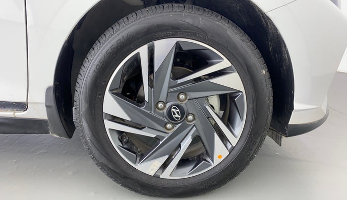 2021 Hyundai NEW I20 ASTA (O) 1.2 MT DUAL TONE, Petrol, Manual, 4,329 km, Right Front Wheel
