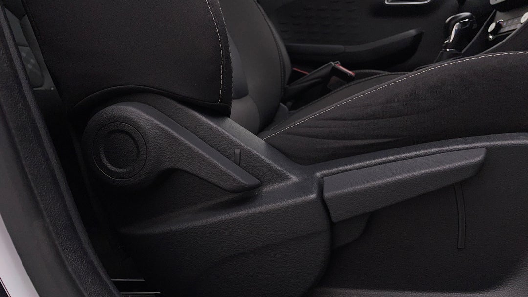 2022 MG Mg3 Auto Core, Automatic, 31524 km, Drivers Side Adjustment Panel