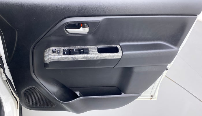 2019 Maruti New Wagon-R ZXI 1.2 AMT, Petrol, Automatic, 39,586 km, Driver Side Door Panels Control