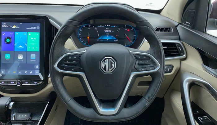 2021 MG HECTOR SHARP DCT PETROL, Petrol, Automatic, 6,468 km, Steering Wheel Close Up