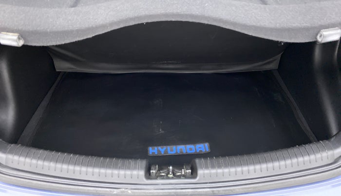 2015 Hyundai Grand i10 ASTA (O) 1.2 KAPPA VTVT, Petrol, Manual, 45,901 km, Boot Inside