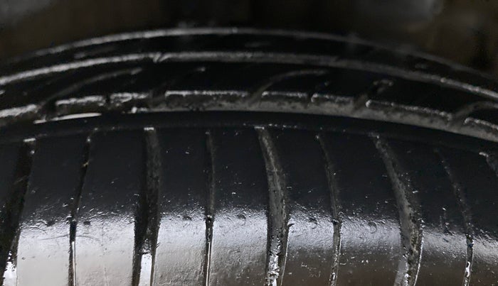 2015 Hyundai Grand i10 ASTA (O) 1.2 KAPPA VTVT, Petrol, Manual, 45,901 km, Left Rear Tyre Tread