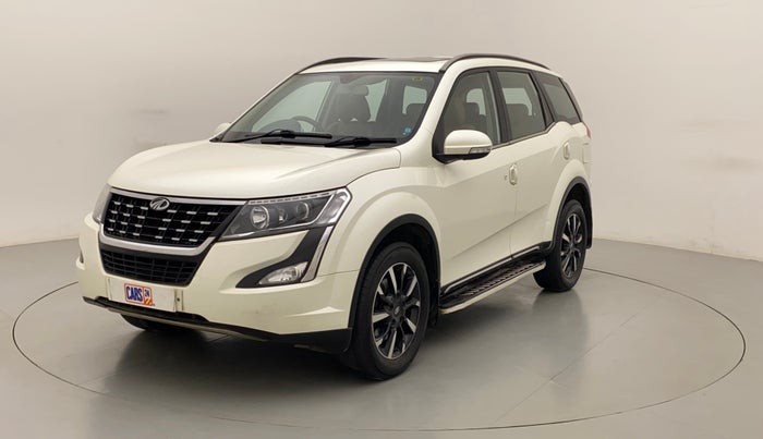 2018 Mahindra XUV500 W11 (O) AT, Diesel, Automatic, 98,855 km, Left Front Diagonal