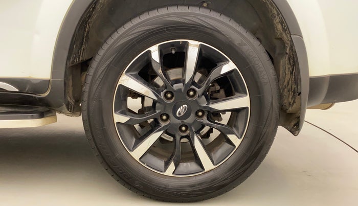 2018 Mahindra XUV500 W11 (O) AT, Diesel, Automatic, 98,855 km, Left Rear Wheel