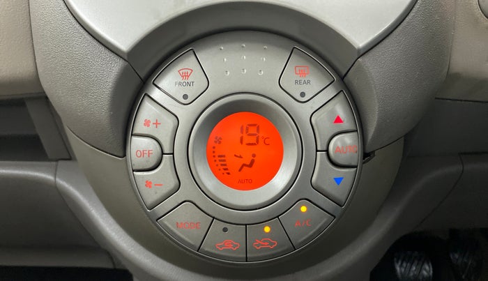 2011 Nissan Micra XV PREMIUM DIESEL, Diesel, Manual, 85,819 km, Automatic Climate Control