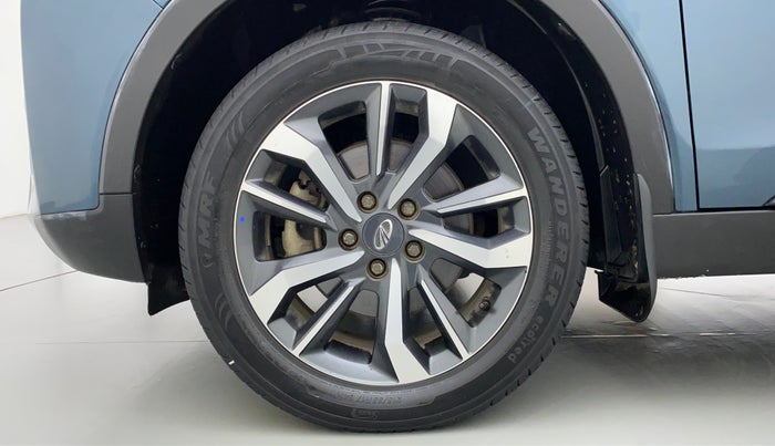 2019 Mahindra XUV300 W8(O), Diesel, Manual, 39,662 km, Left Front Wheel