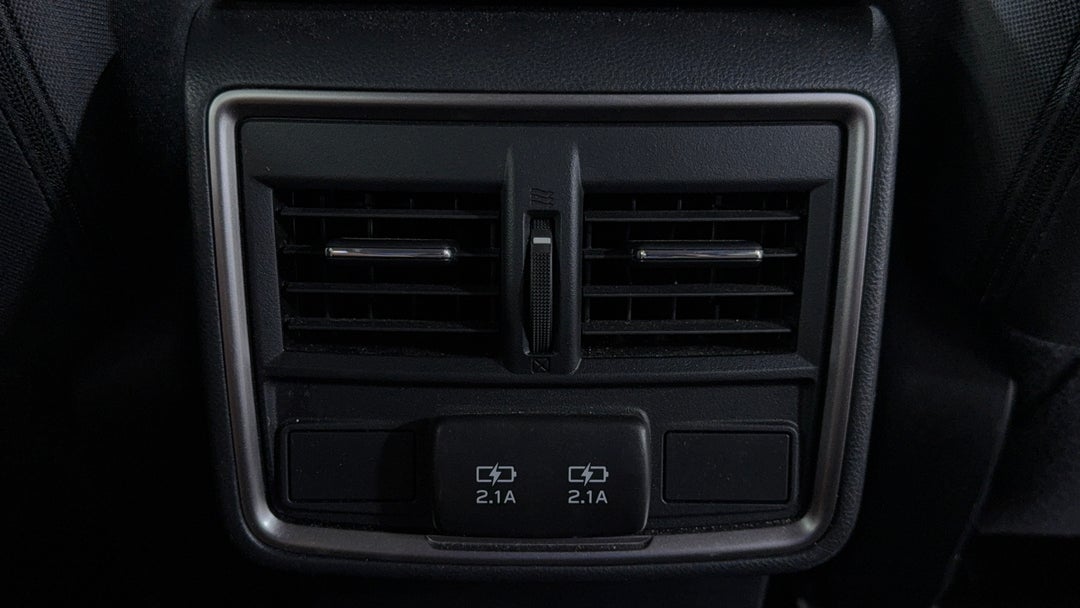 Rear A/C Vent