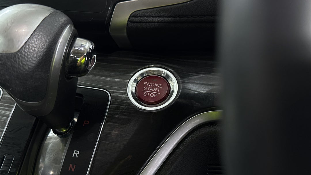 2017 Honda Odyssey Vti-l, Automatic, 106010 km, Keyless / Button Start