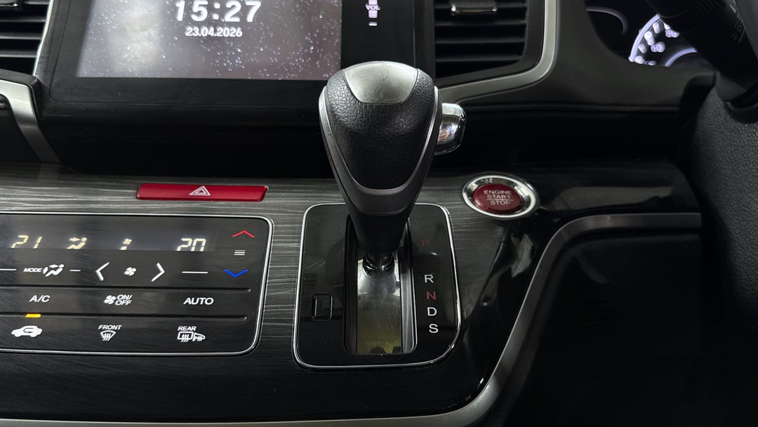 2017 Honda Odyssey Vti-l, Automatic, 106010 km, Gear Lever 