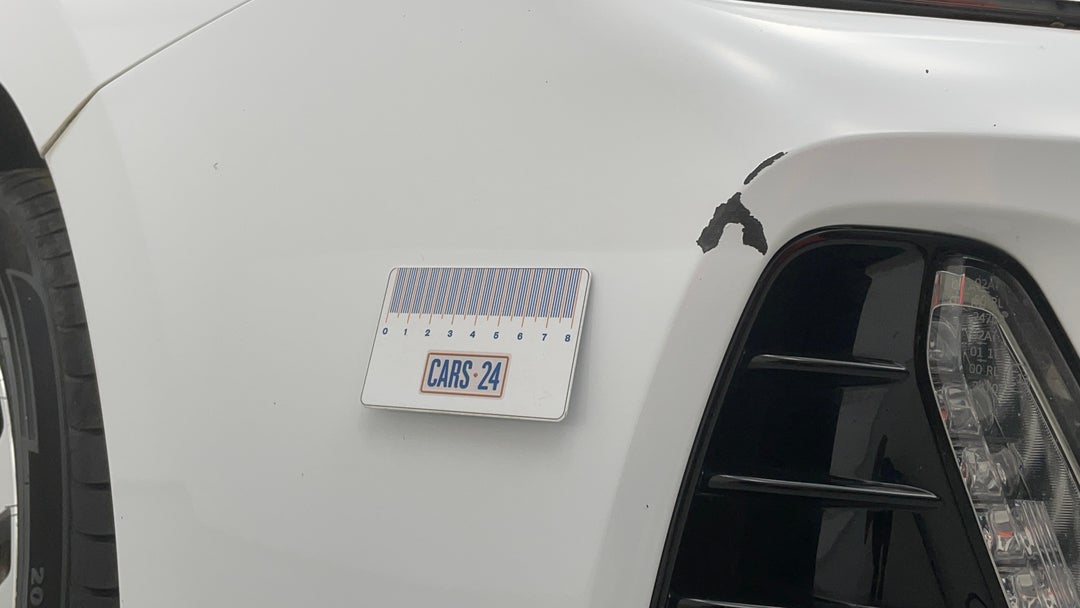 Bumper Front Scratch