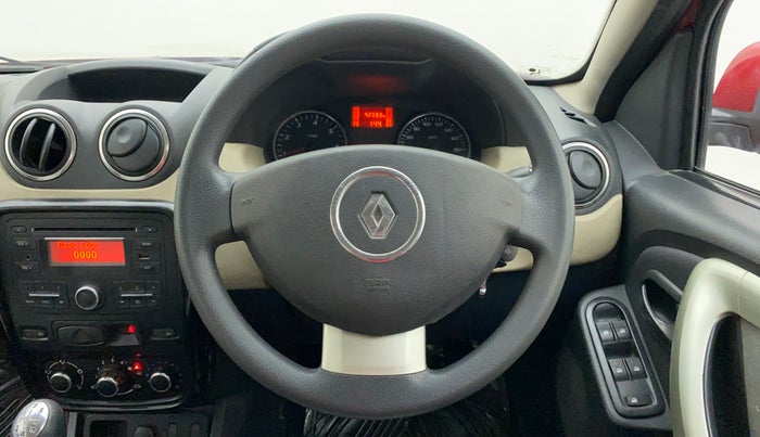 2014 Renault Duster RXL PETROL, Petrol, Manual, 41,938 km, Steering Wheel Close Up