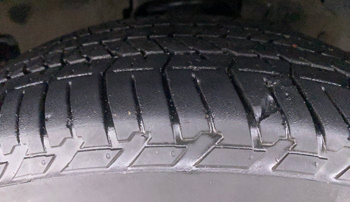 2021 Mahindra Scorpio S11, Diesel, Manual, 44,219 km, Left Front Tyre Tread