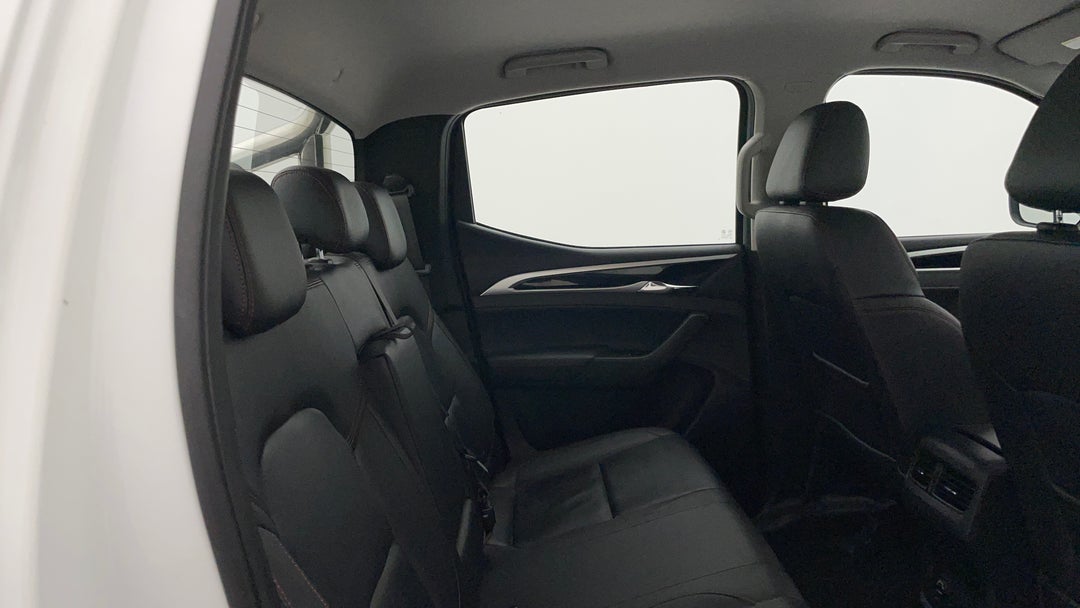 2018 LDV T60 Luxe (4x4), Automatic, 36142 km, Right Side Rear Door Cabin View