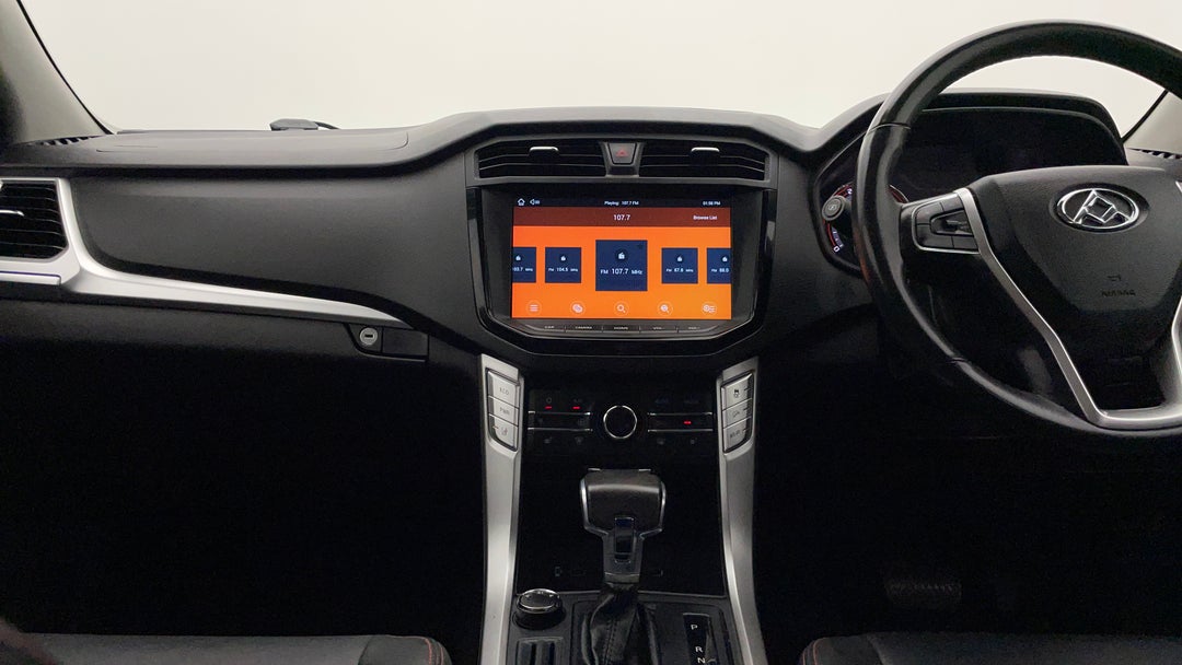 2018 LDV T60 Luxe (4x4), Automatic, 36142 km, Dashboard View