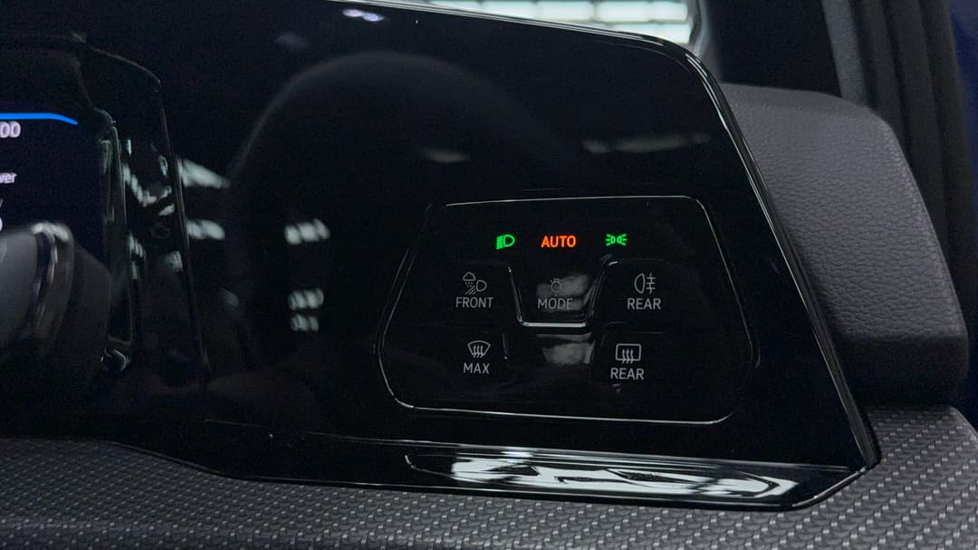 2024 Volkswagen Golf R, Automatic, 17449 km, Utility Switches/Buttons