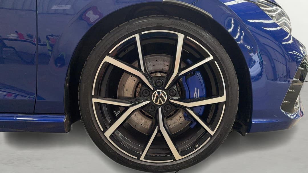 2024 Volkswagen Golf R, Automatic, 17449 km, Right Front Wheel