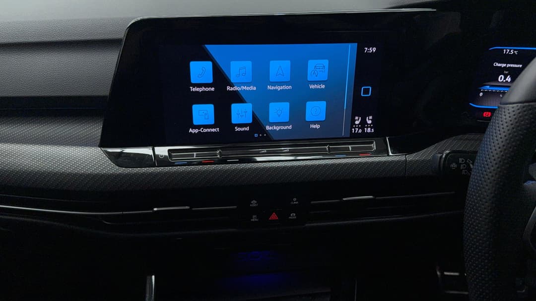 2024 Volkswagen Golf R, Automatic, 17449 km, Center Console