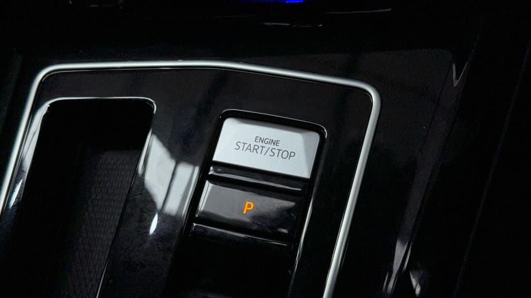 2024 Volkswagen Golf R, Automatic, 17449 km, Keyless / Button Start