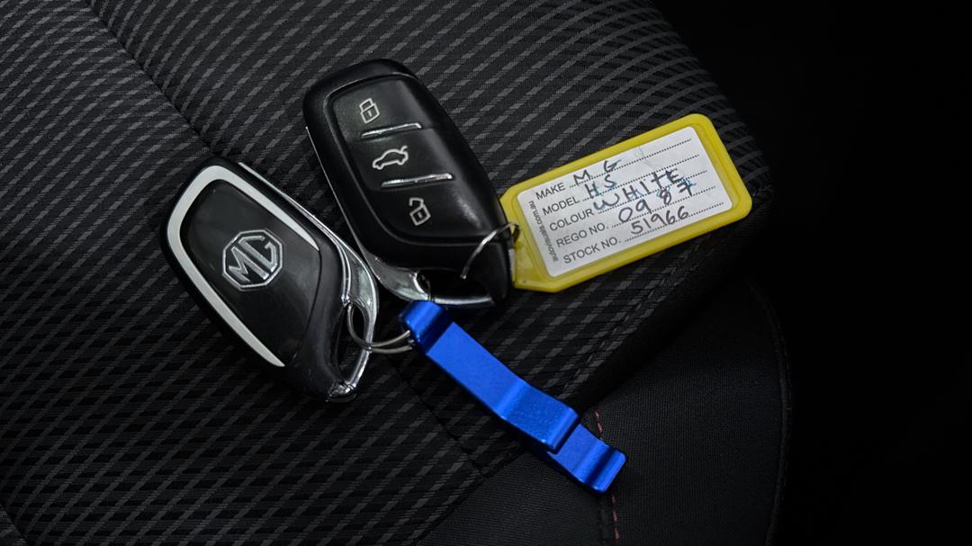 2021 MG HS Core, Automatic, 63470 km, Key Close-up