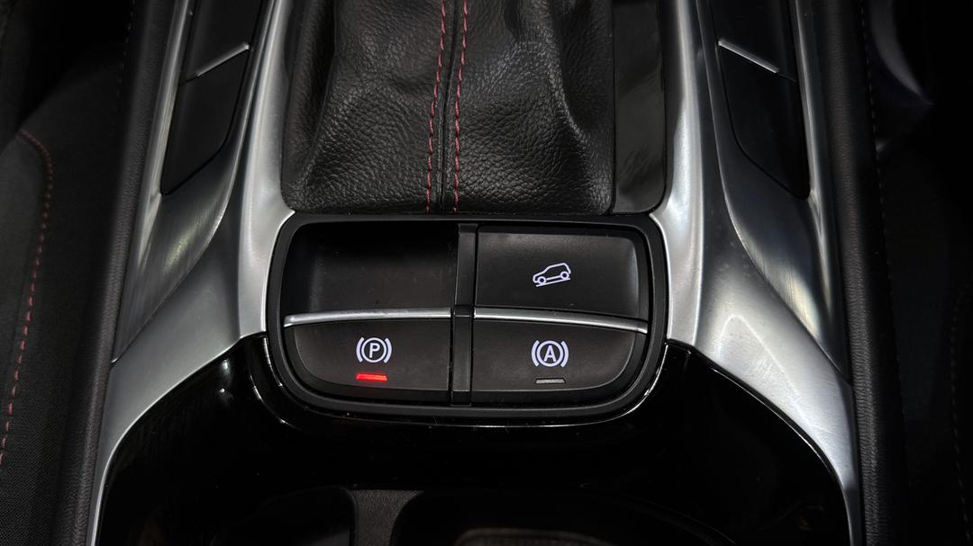 2021 MG HS Core, Automatic, 63470 km, Handbrake