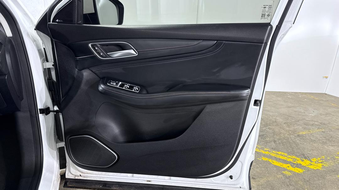 2021 MG HS Core, Automatic, 63470 km, Speaker View