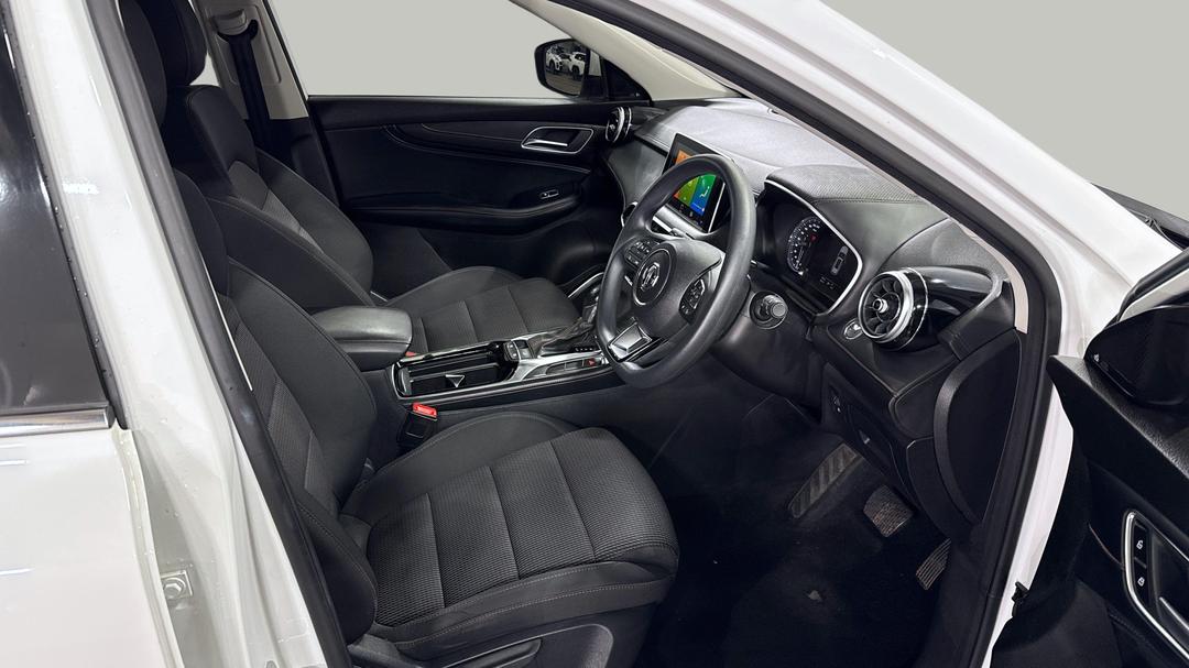 2021 MG HS Core, Automatic, 63470 km, Right Side Front Door Cabin View