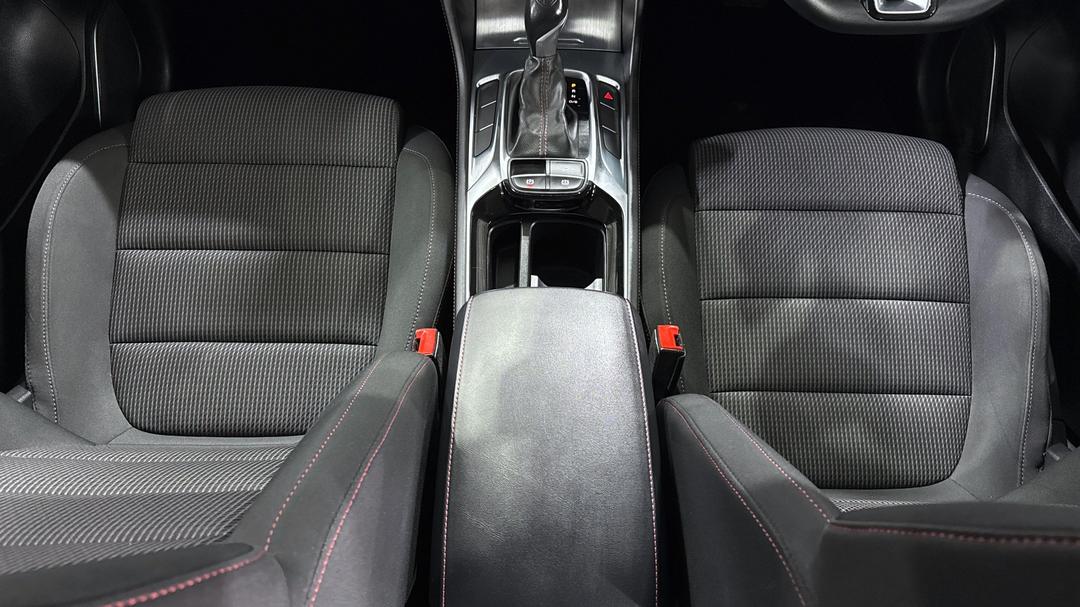 2021 MG HS Core, Automatic, 63470 km, Center Console