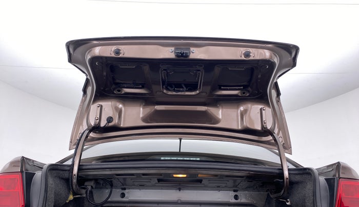 2019 Volkswagen Ameo Trendline 1.0, Petrol, Manual, 37,487 km, Boot Door Open