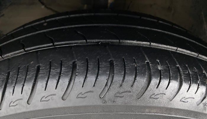 2019 Maruti Baleno DELTA 1.2 K12, Petrol, Manual, 25,843 km, Left Front Tyre Tread