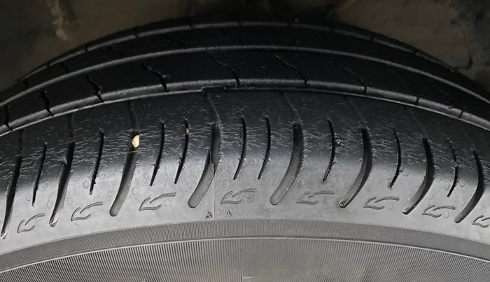 2019 Maruti Baleno DELTA 1.2 K12, Petrol, Manual, 25,843 km, Right Front Tyre Tread