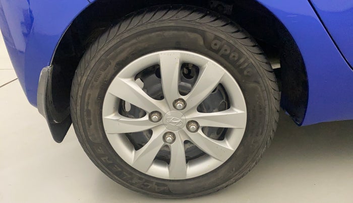2013 Hyundai Eon SPORTZ, Petrol, Manual, 44,297 km, Right Rear Wheel