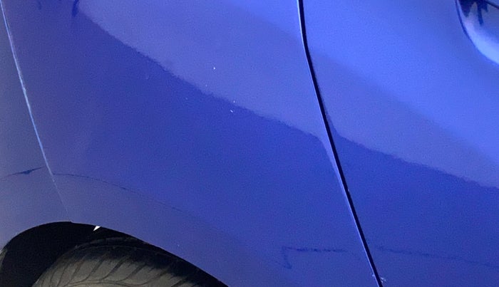 2013 Hyundai Eon SPORTZ, Petrol, Manual, 44,297 km, Right quarter panel - Paint has minor damage