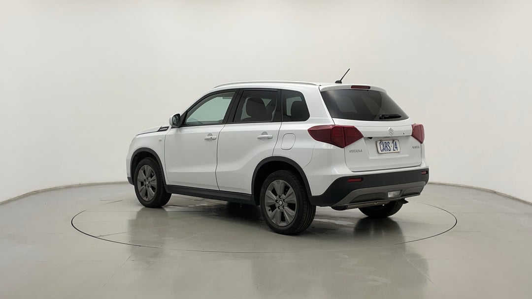 Left Back Diagonal (45- Degree) View