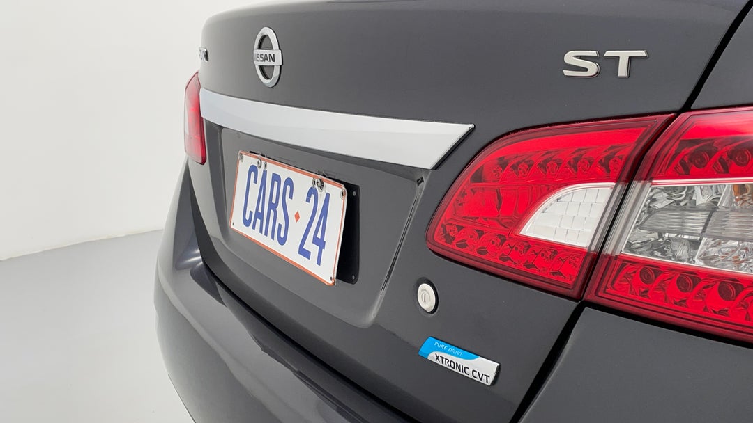 Badge (Boot Right Side)