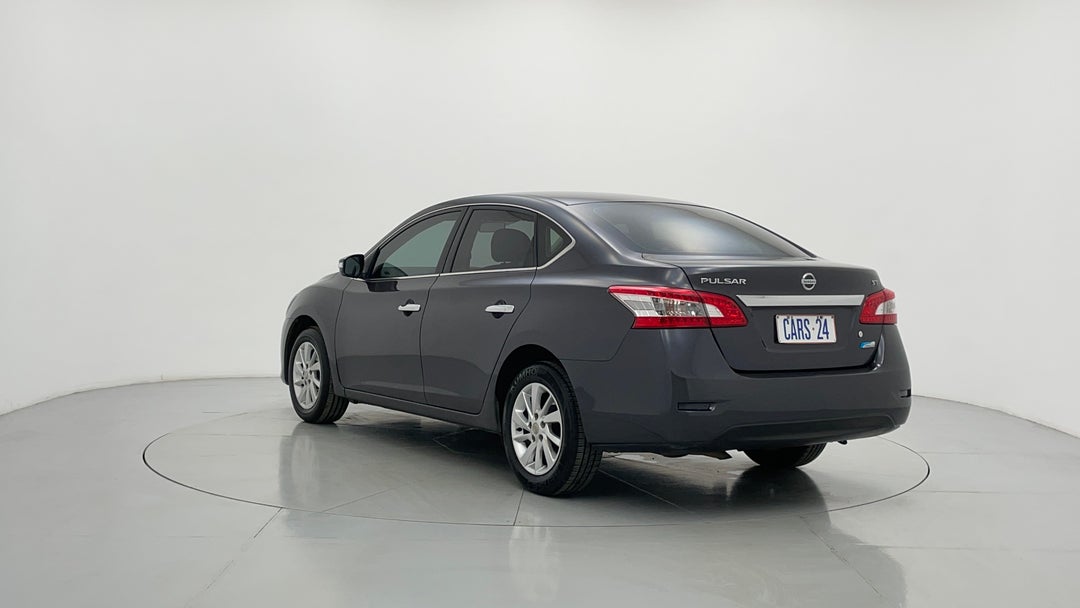 Left Back Diagonal (45- Degree) View