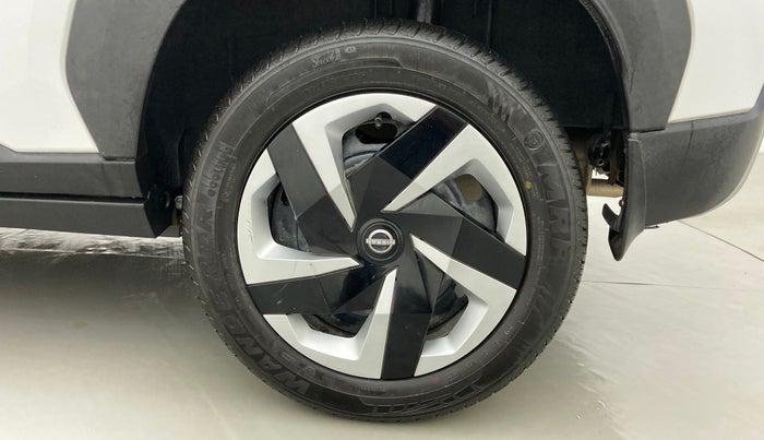 2022 Nissan MAGNITE XL MT, Petrol, Manual, 4,510 km, Left Rear Wheel