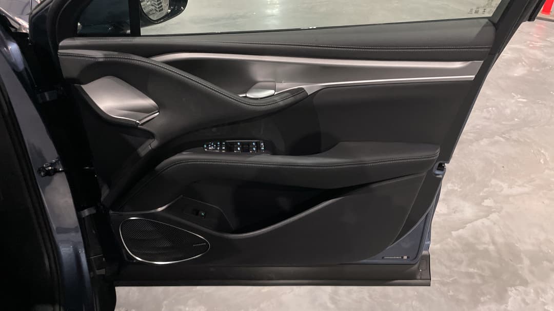 2025 Byd Sealion 7 Premium, Automatic, 6849 km, Speaker View
