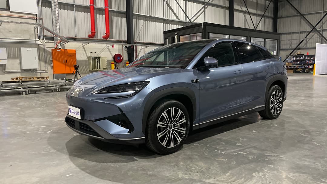 2025 Byd Sealion 7 Premium, Automatic, 6849 km, Left Front Diagonal (45- Degree) View
