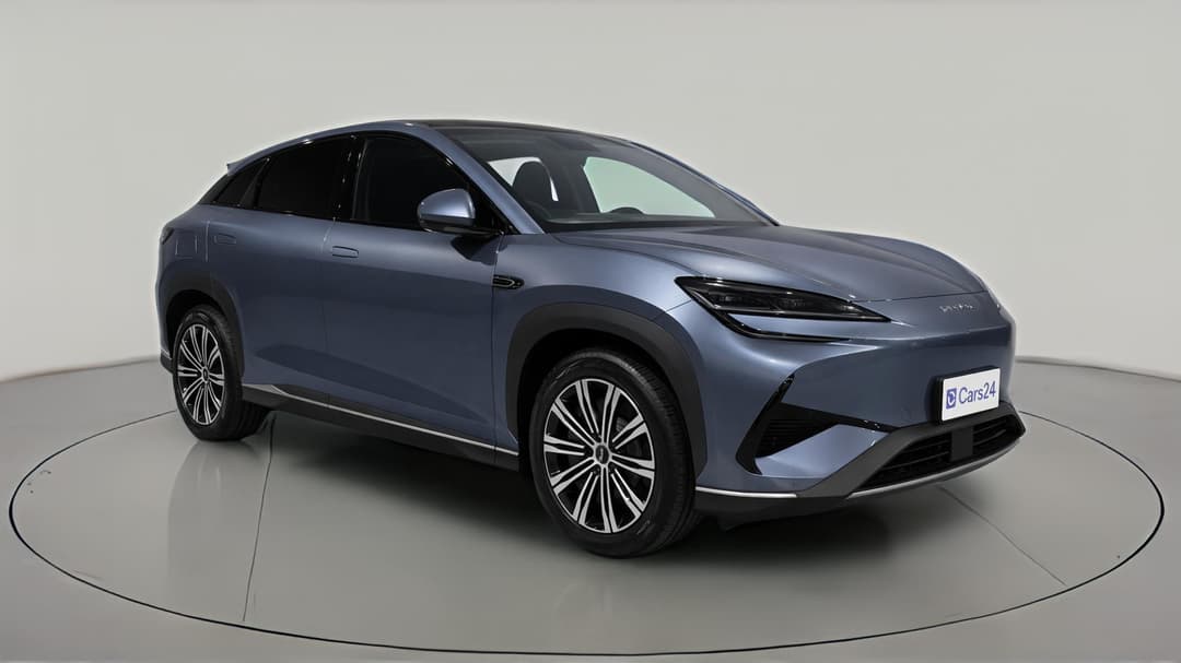 2025 Byd Sealion 7 Premium, Automatic, 6849 km, Right Front Diagonal (45- Degree) View