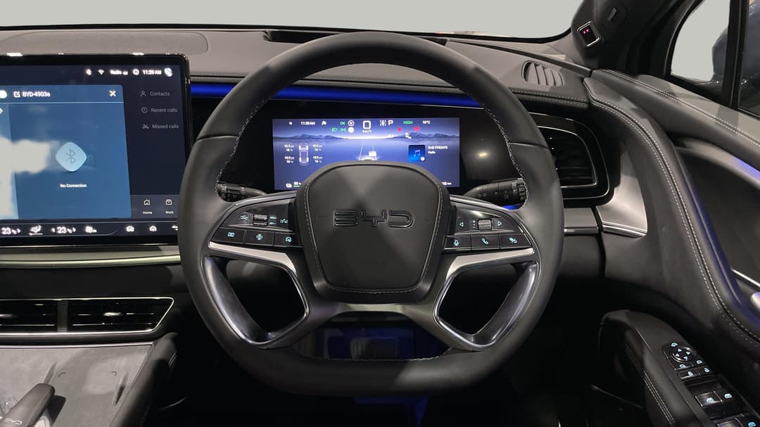 2025 Byd Sealion 7 Premium, Automatic, 6849 km, Steering Wheel Close-up