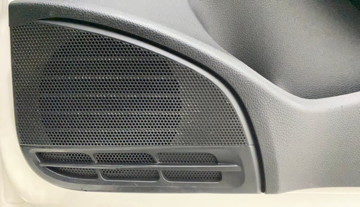 2019 Volkswagen Polo HIGHLINE 1.0L, Petrol, Manual, 65,689 km, Speaker