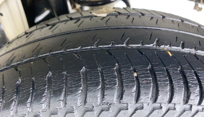 2017 Maruti Alto K10 VXI P, Petrol, Manual, 37,549 km, Left Rear Tyre Tread