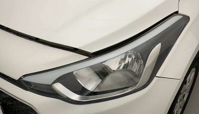 2017 Hyundai Elite i20 SPORTZ 1.2, Petrol, Manual, 68,751 km, Left headlight - Minor scratches