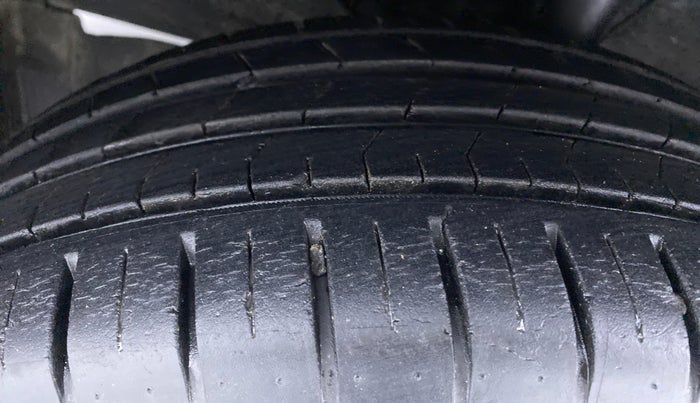 2016 Maruti Baleno ALPHA 1.2 K12, Petrol, Manual, 18,267 km, Left Front Tyre Tread
