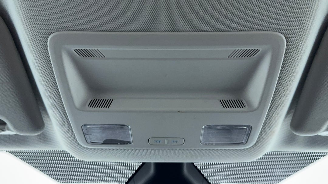 On-Roof Controls/Sunglass holder