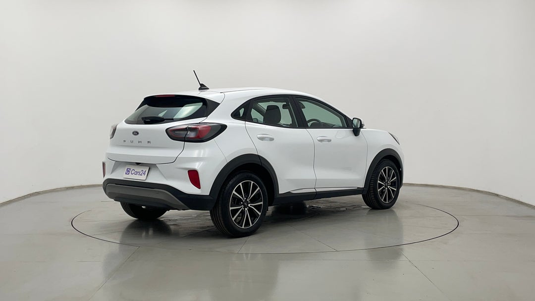 Right Back Diagonal (45- Degree) View