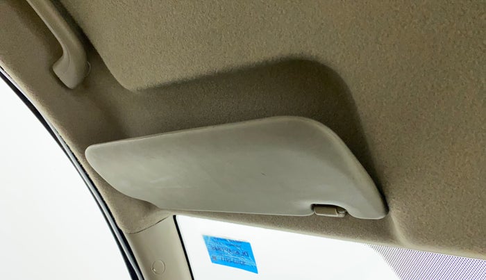 2011 Hyundai i20 MAGNA 1.2, Petrol, Manual, 85,281 km, Ceiling - Sun visor minor damage