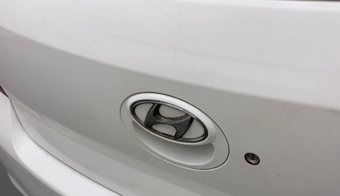 2011 Hyundai i20 MAGNA 1.2, Petrol, Manual, 85,281 km, Dicky (Boot door) - Minor scratches